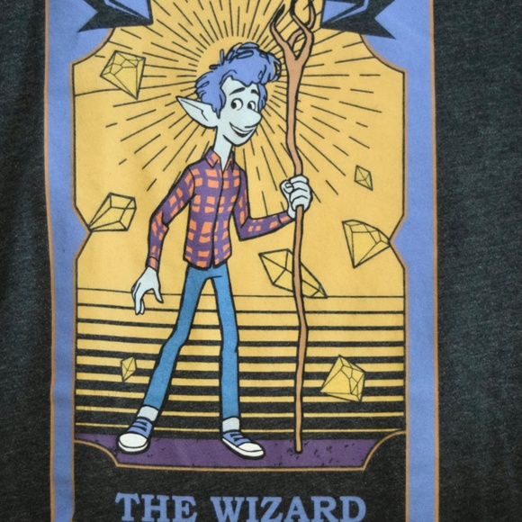 Disney Onward Graphic T-Shirt The Wizard Tarot Card Design Size Medium - Picture 3 of 4